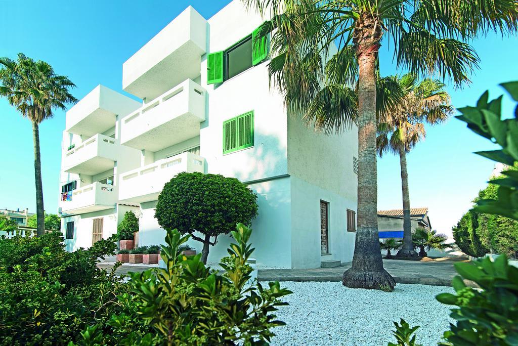 Apartamentos Sivella Port de Pollença Exteriör bild