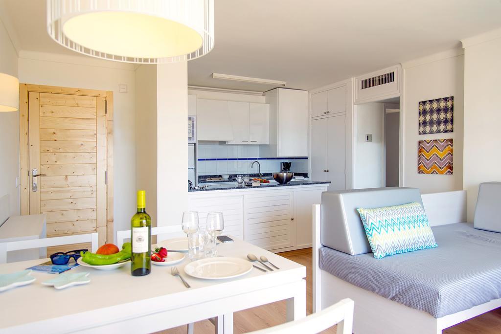 Cabot Sivella Apartments Port de Pollença Rum bild